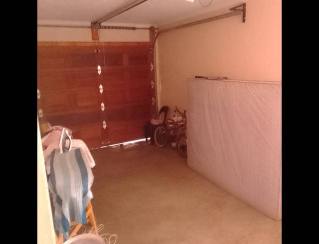 3 BEDROOM DUPLEX RENTED IN WILLOW PARK MANOR